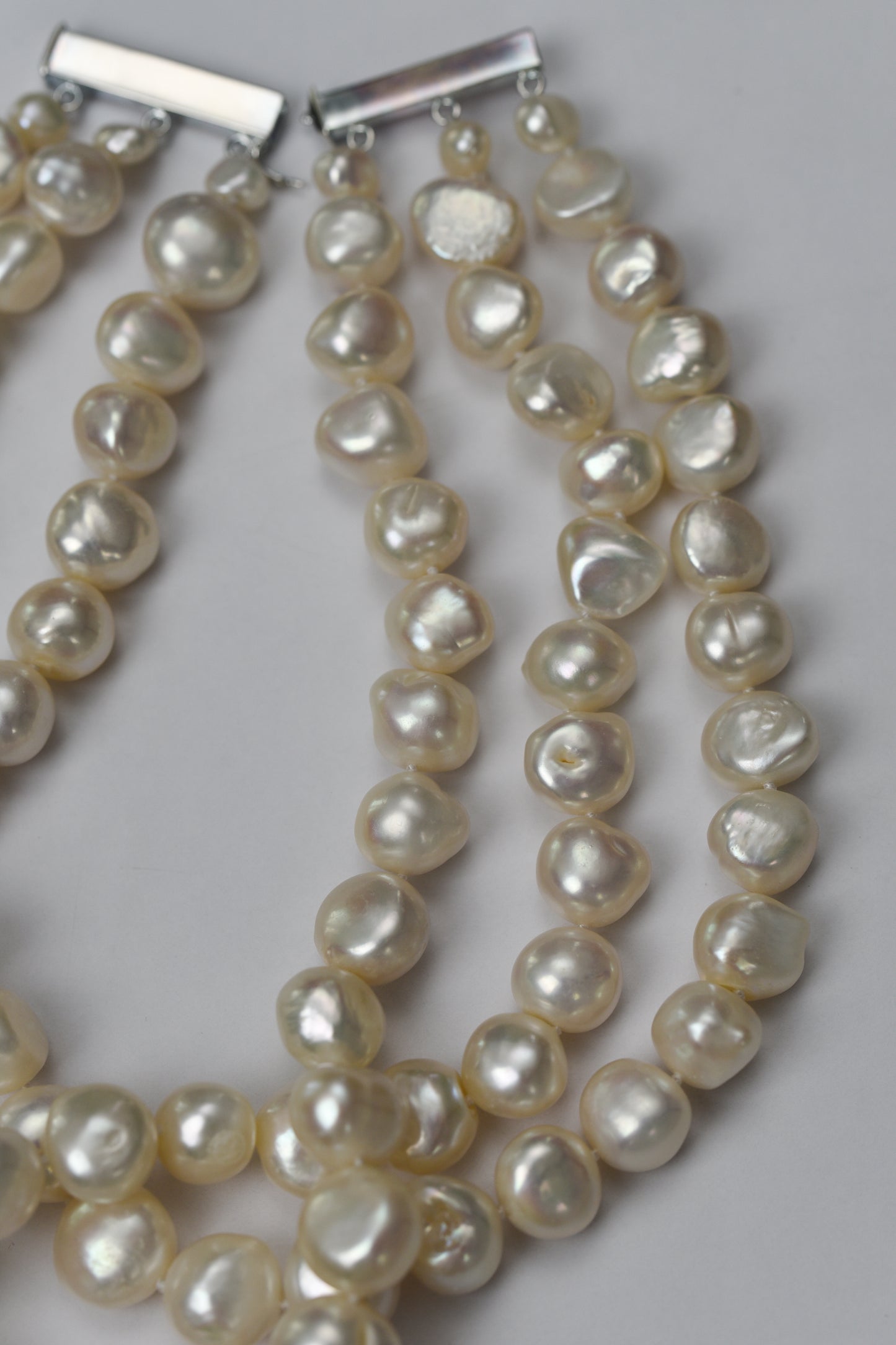 Colier 3 randuri perlă albă 14 mm baroque Premium