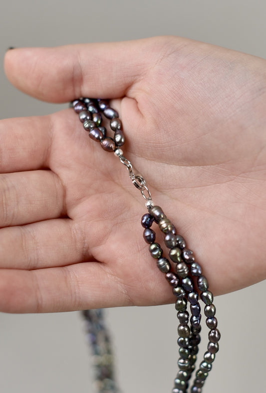 Choker 3 rânduri perla neagră 4 mm orez baroque argint